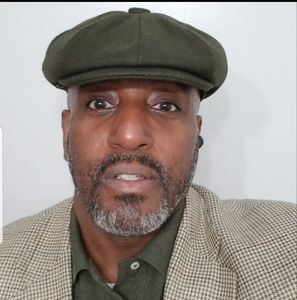 Meet your Posher, Eric